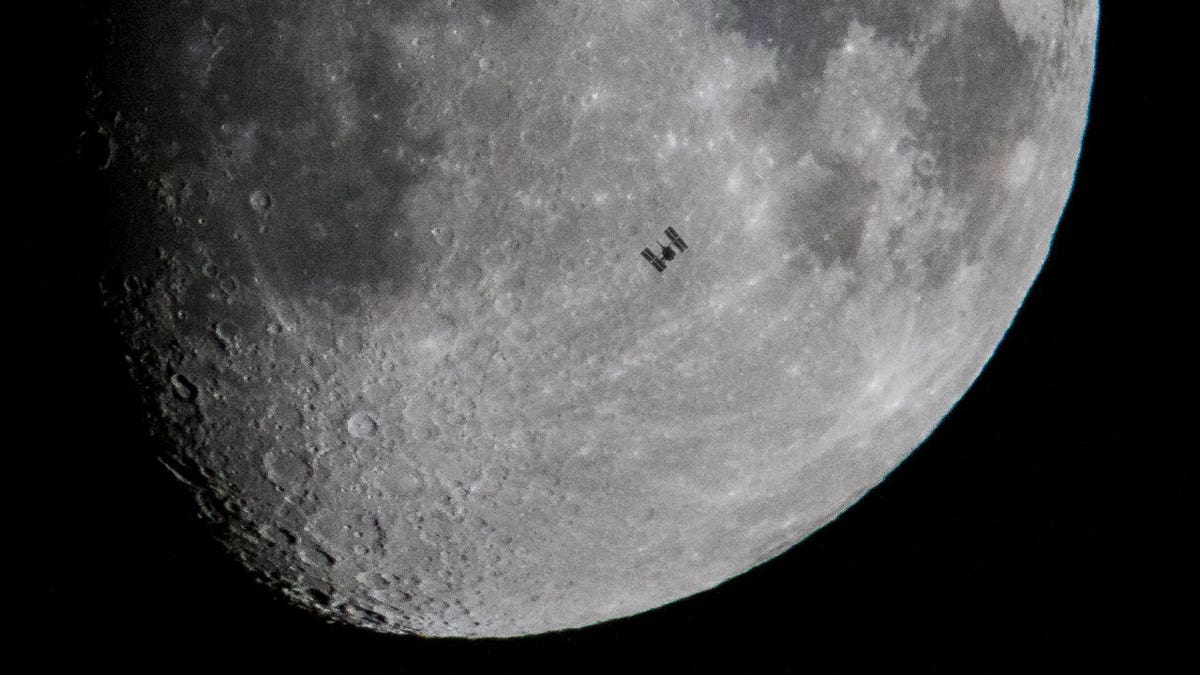 A space station that could replace the International Space Station, which is intended to be exaggerated by 2030.