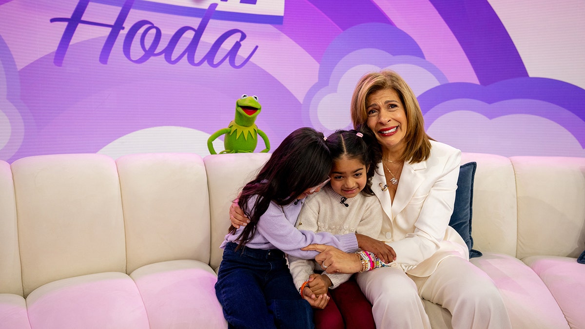 Hoda Kotb with the two daughters