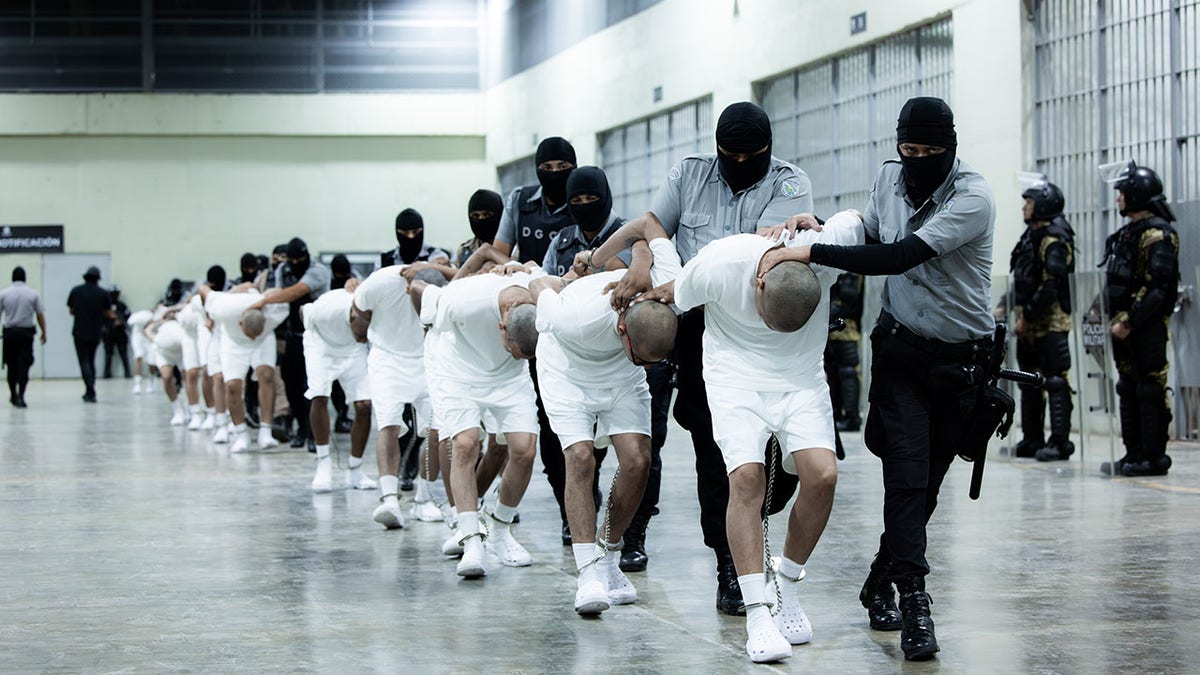 The Salvador Guards leaving members of the ADHDA band in prison