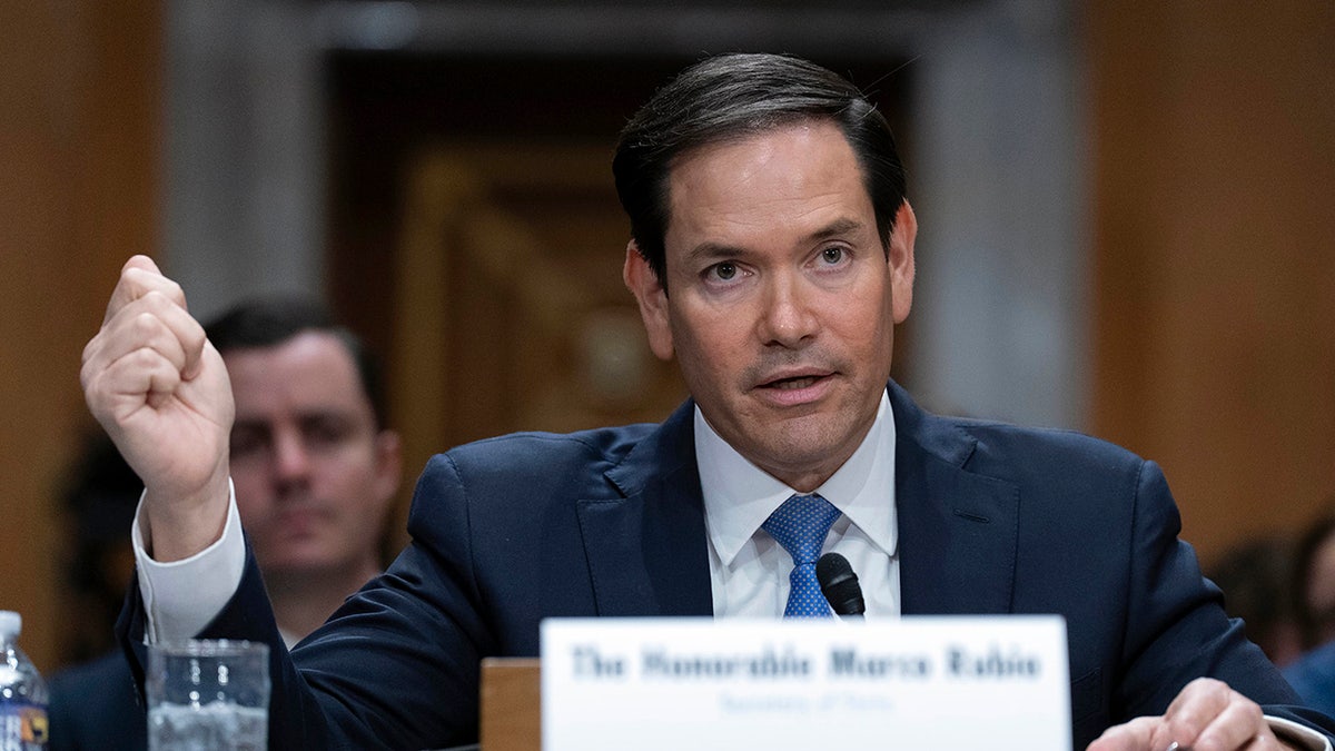 Marco Rubio's foreground shot